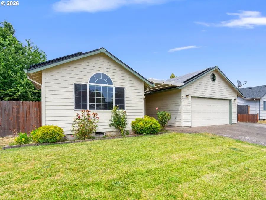 237 NE Wilcox St, Hillsboro, OR 97124 - #2