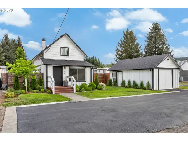 406 E Jones St, Yacolt, WA 98675