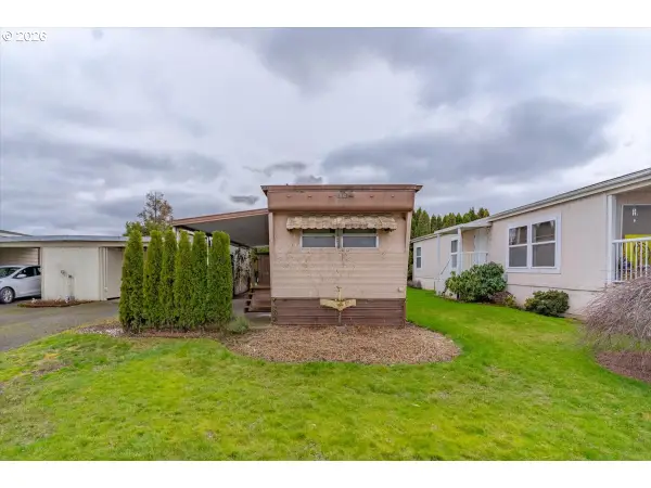 5422 Portland Rd Ne #10, Salem, OR 97305