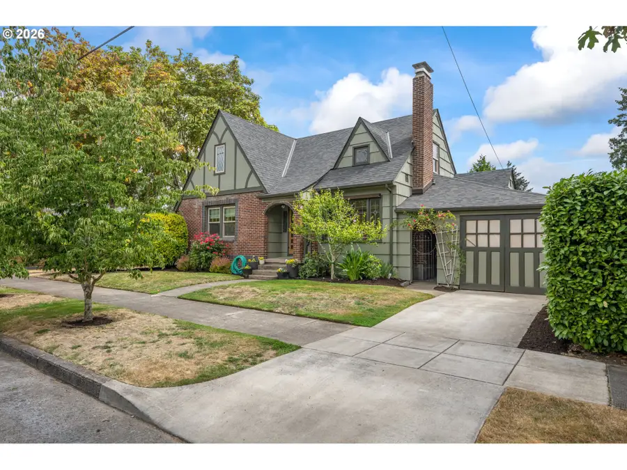 3042 NE 30th Ave, Portland, OR 97212 - #2