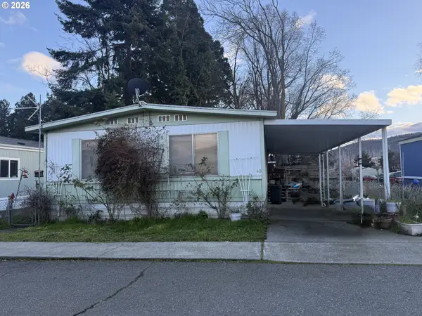 3800 W 6th St #40, TheDalles, OR 97058