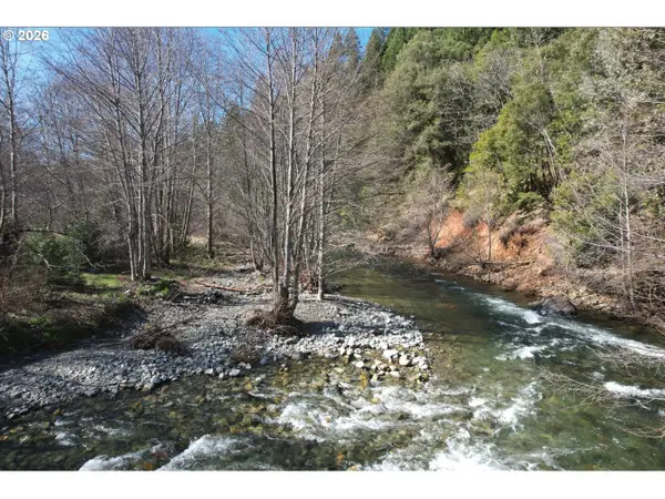 0 Caves Hwy, CaveJunction, OR 97523