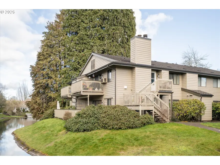 2026 Lake Isle Dr, Eugene, OR 97401 - Image #2