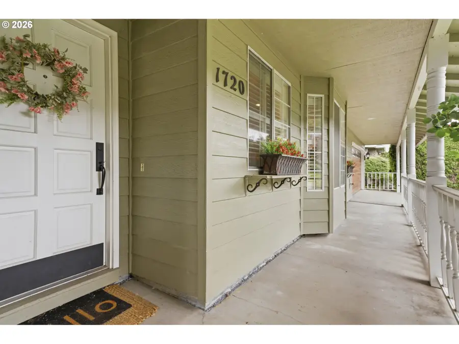 1720 7th St, Columbia City, OR 97018 - #3