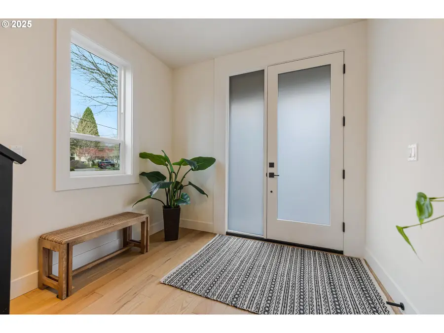 10275 SE 36th Ave, Milwaukie, OR 97222 - Image #3