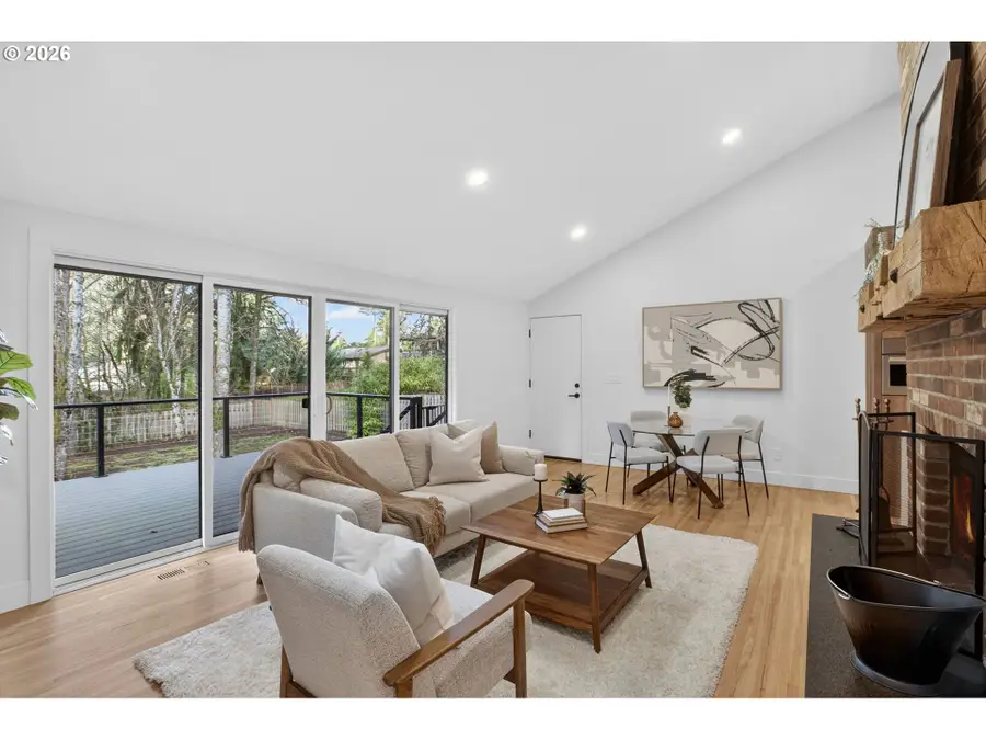 1685 Fernwood Dr, Lake Oswego, OR 97034 - Image #3