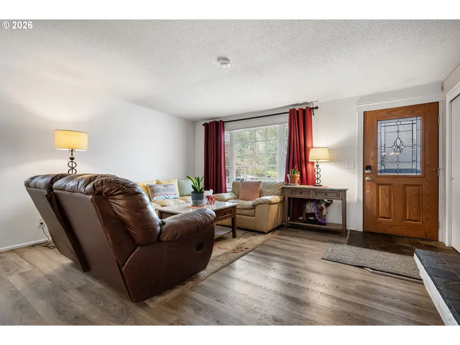 2532 Rose Blossom Dr, Springfield, OR 97477 - #3