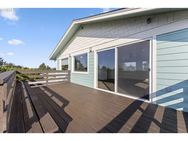274 N Cammann St, CoosBay, OR 97420