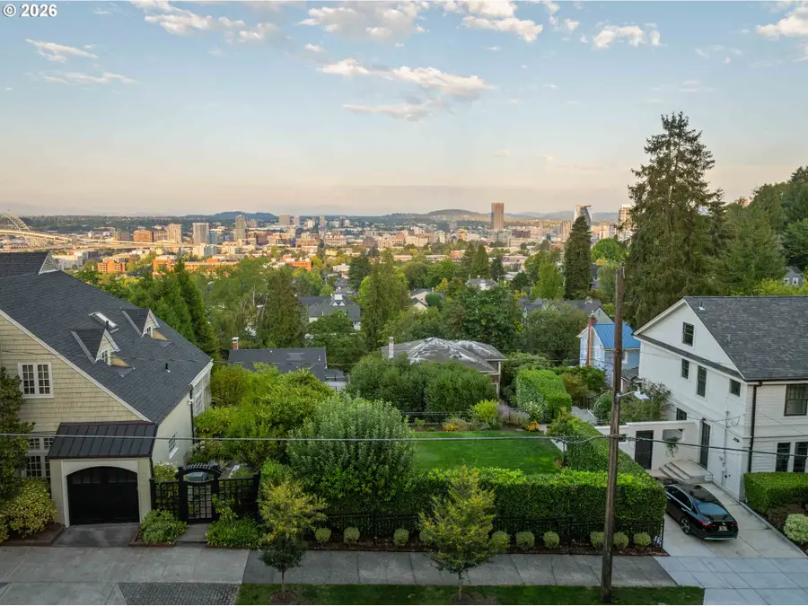 2663 NW Westover Rd, Portland, OR 97210 - #2