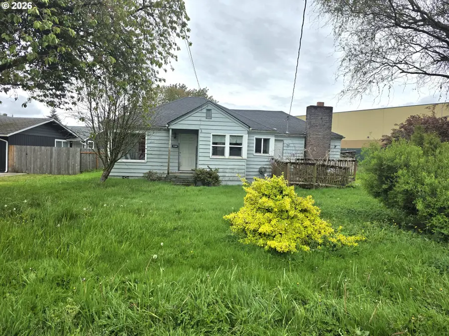 2244 32nd Ave, Longview, WA 98632 - #2