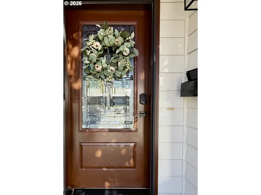 109 NW 8th St, Gresham, OR 97030 - #3