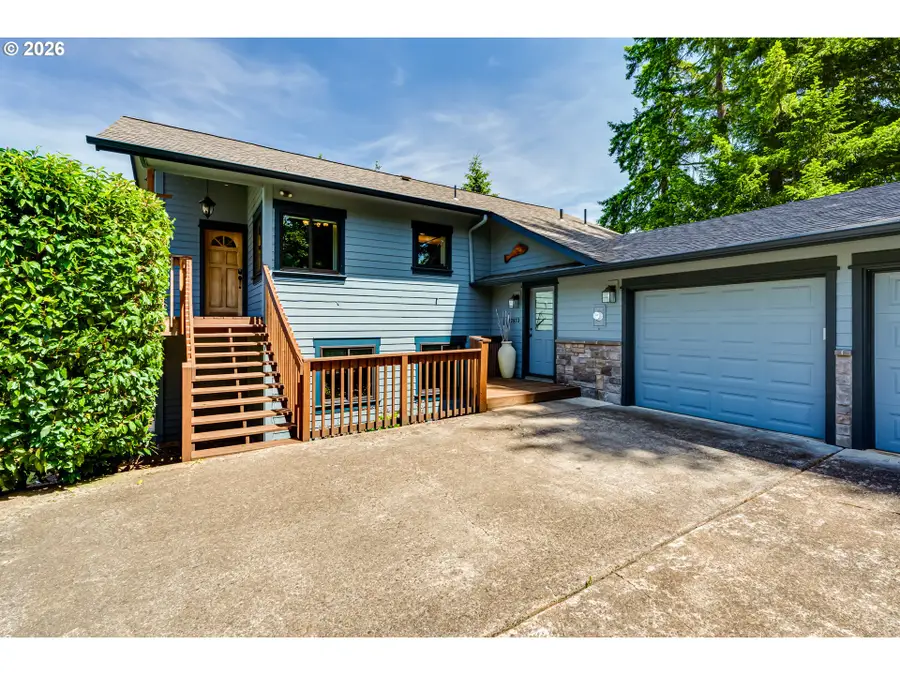 87933 10th St, Veneta, OR 97487 - #3