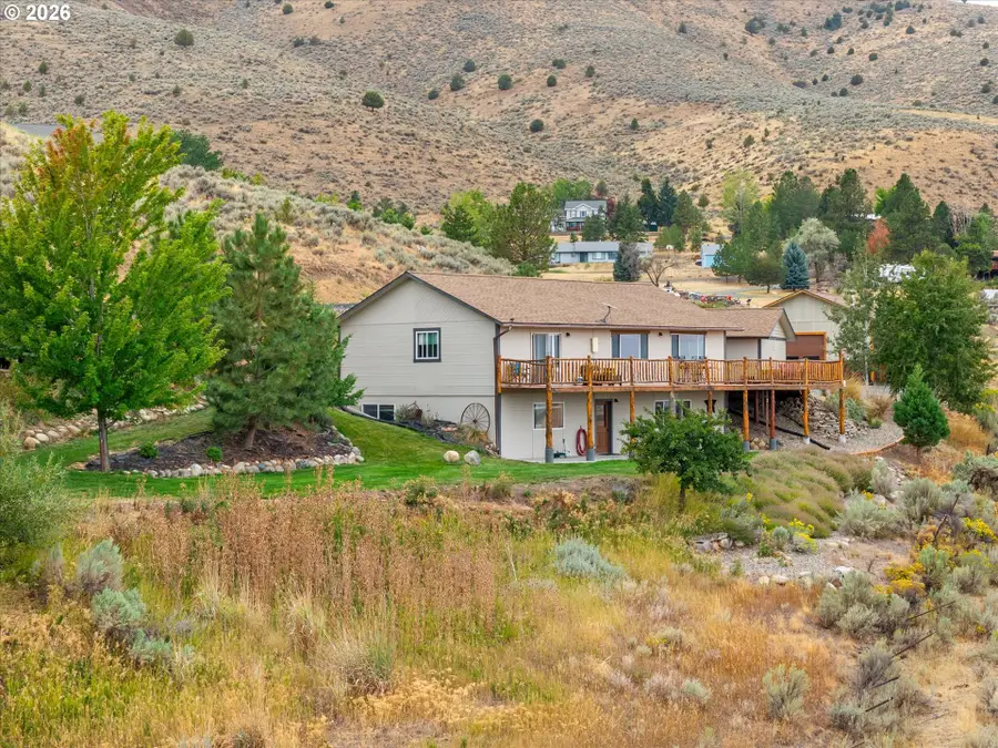 17951 Deer Park Loop, Baker City, OR 97814 - #3