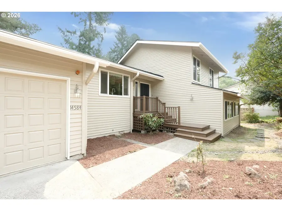 14584 Rainbow Dr, Lake Oswego, OR 97035 - #2