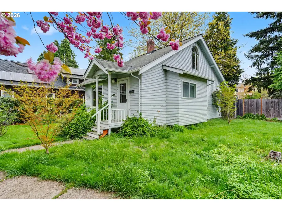941 SW 10th St, Corvallis, OR 97333 - #2