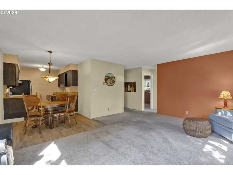 2727 Gateway St, Springfield, OR 97477 - #3