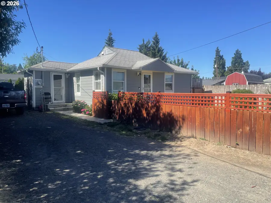 5593 B St, Springfield, OR 97478 - #3