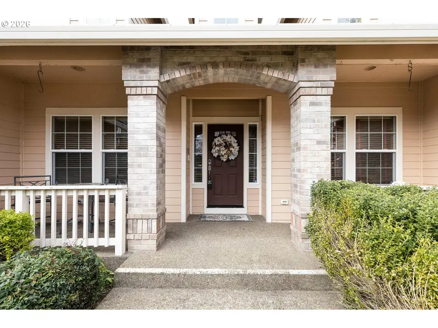 521 NW Mt Mazama St, McMinnville, OR 97128 - #2