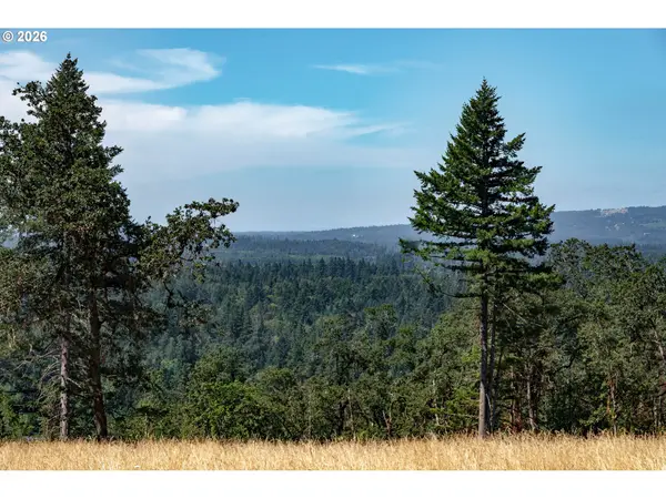 28795 SW Petes Mountain Rd, WestLinn, OR 97068