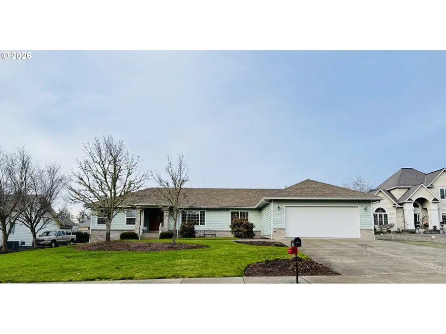 210 Palomino Ave, Roseburg, OR 97471 - #2