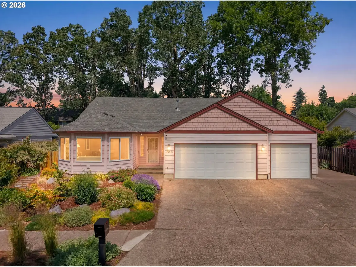19345 Vincent Dr, Oregon City, OR 97045 - #1