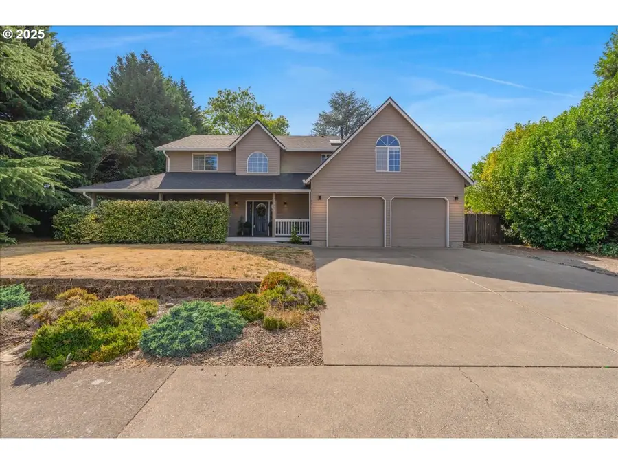 115 NE 39th Ave, Hillsboro, OR 97124 - Image #2