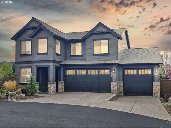 61072 Manhae Loop, Bend, OR 97702
