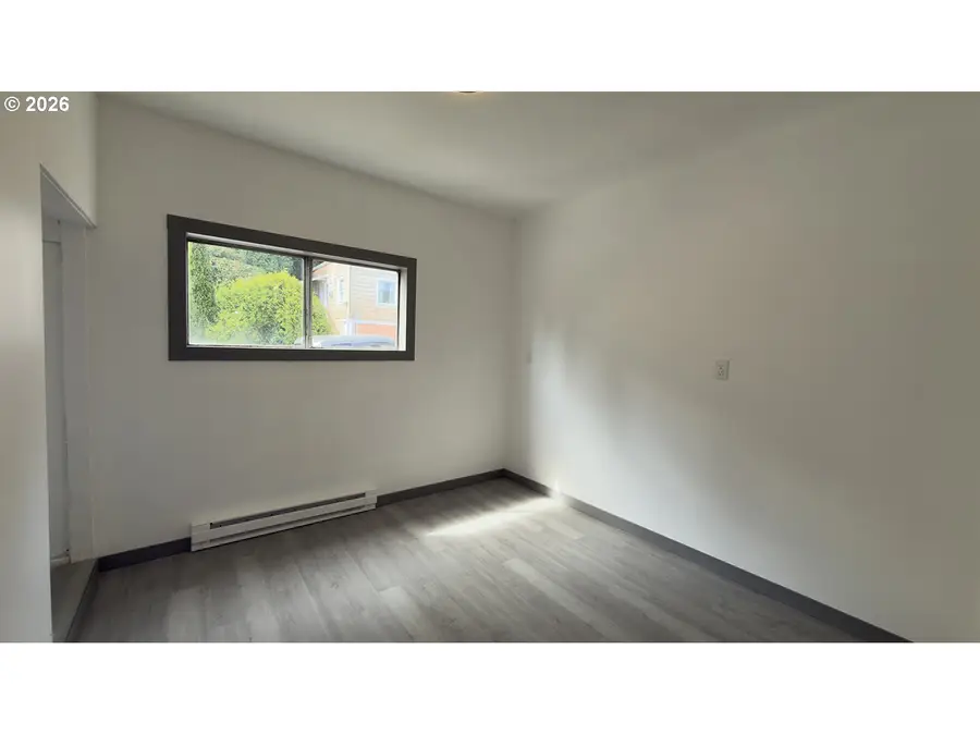 450 Commercial St, Astoria, OR 97103 - #3