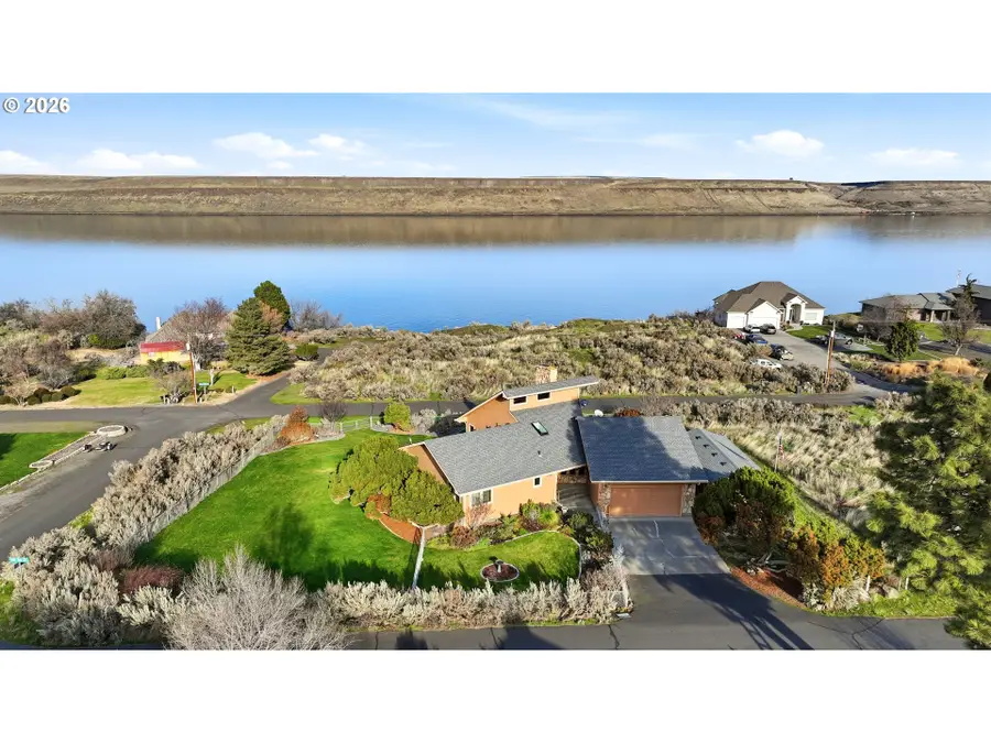33981 Hilltop Dr, Hermiston, OR 97838 - #3