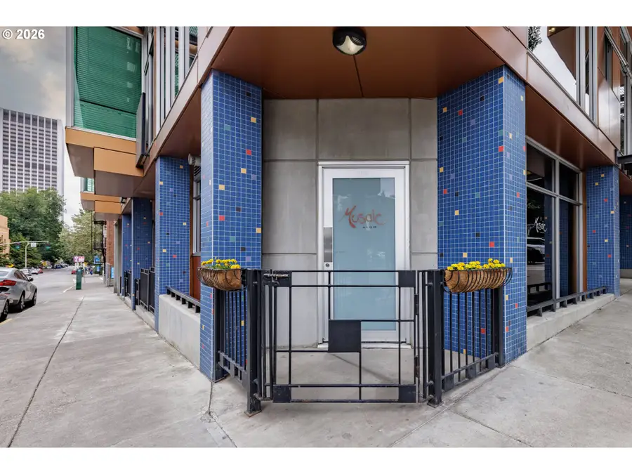 1410 SW 11th Ave #106, Portland, OR 97201 - #3