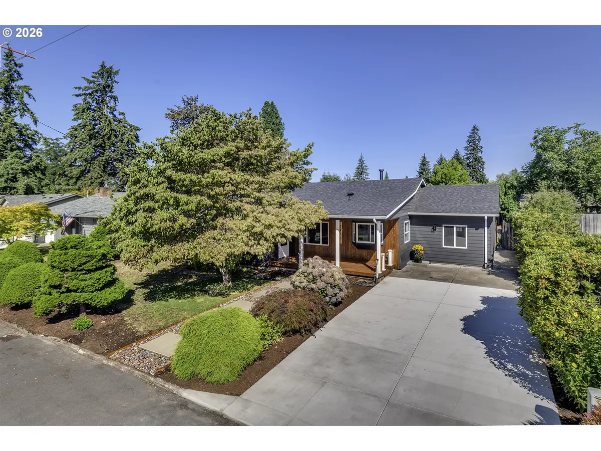 352 SW 6th Ave, Canby, OR 97013 - #1