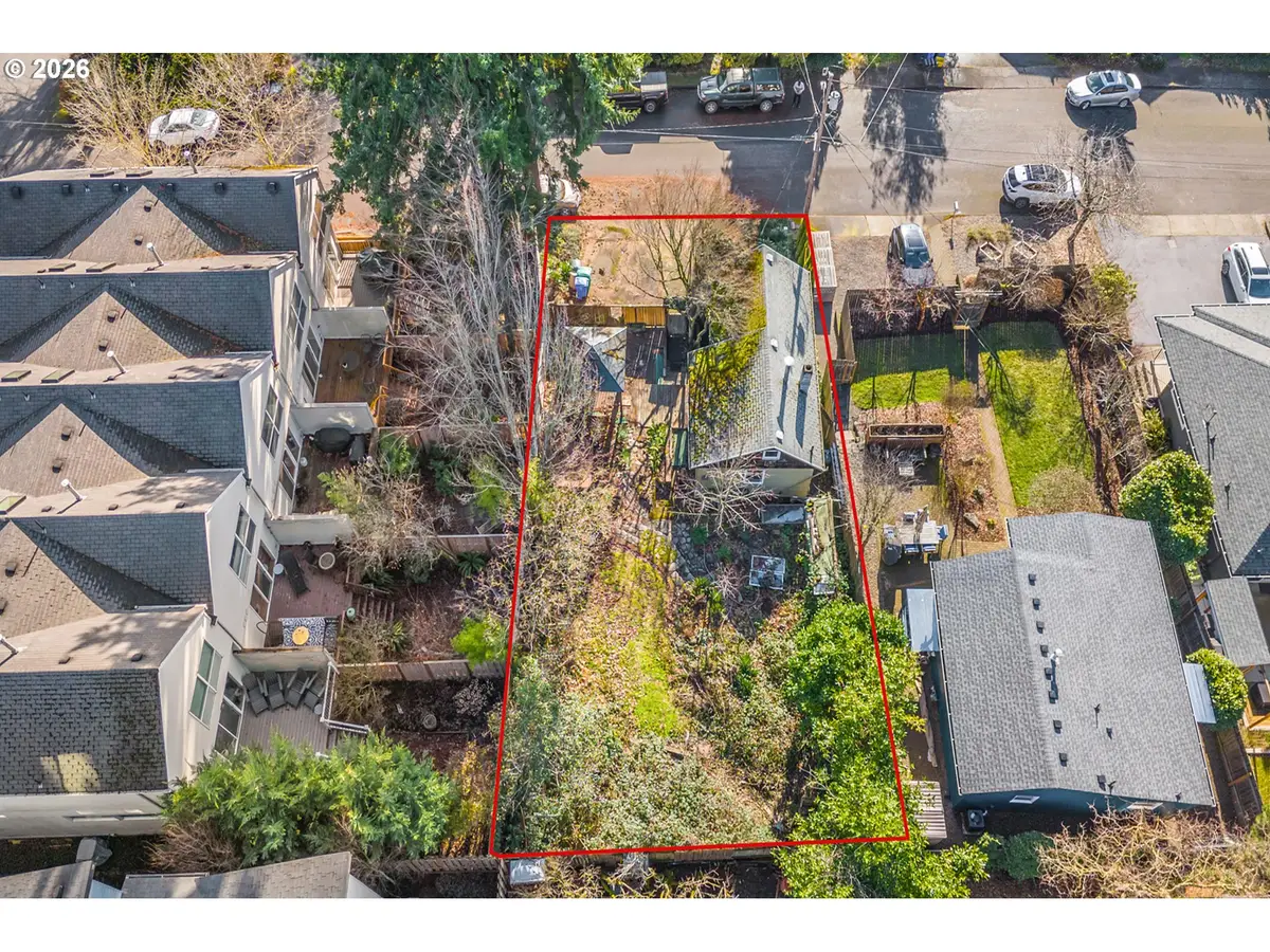 1822 SW Carolina St, Portland, OR 97239 - Image #1