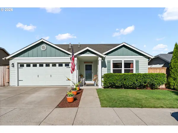 558 S 48th Pl, Springfield, OR 97478