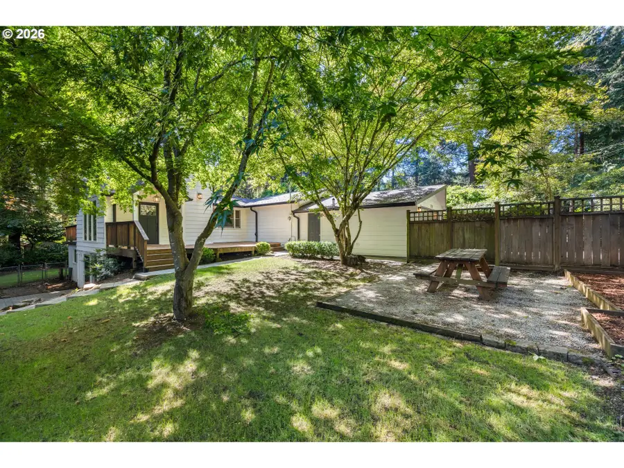 4596 Lamont Way, Lake Oswego, OR 97035 - #2