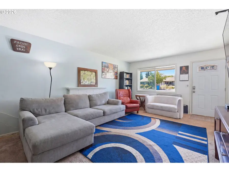 801 NE 104th Ave, Vancouver, WA 98664 - #3