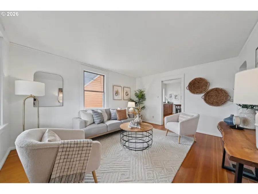 7216 N Campbell Ave, Portland, OR 97217 - Image #2