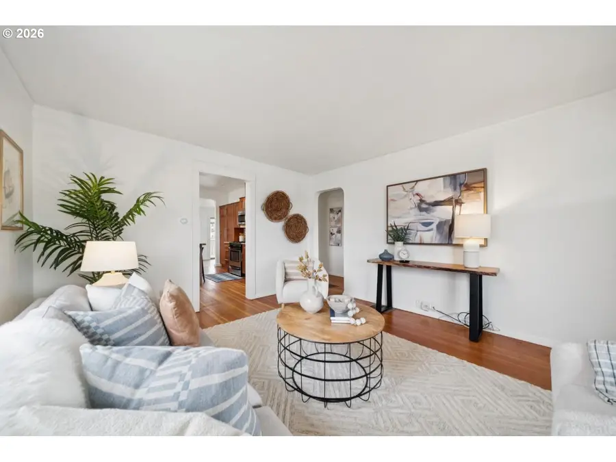 7216 N Campbell Ave, Portland, OR 97217 - Image #3