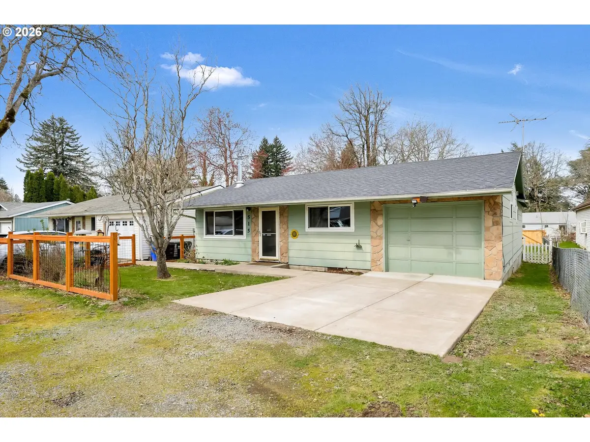 515 Harrison St, Fairview, OR 97024 - #1