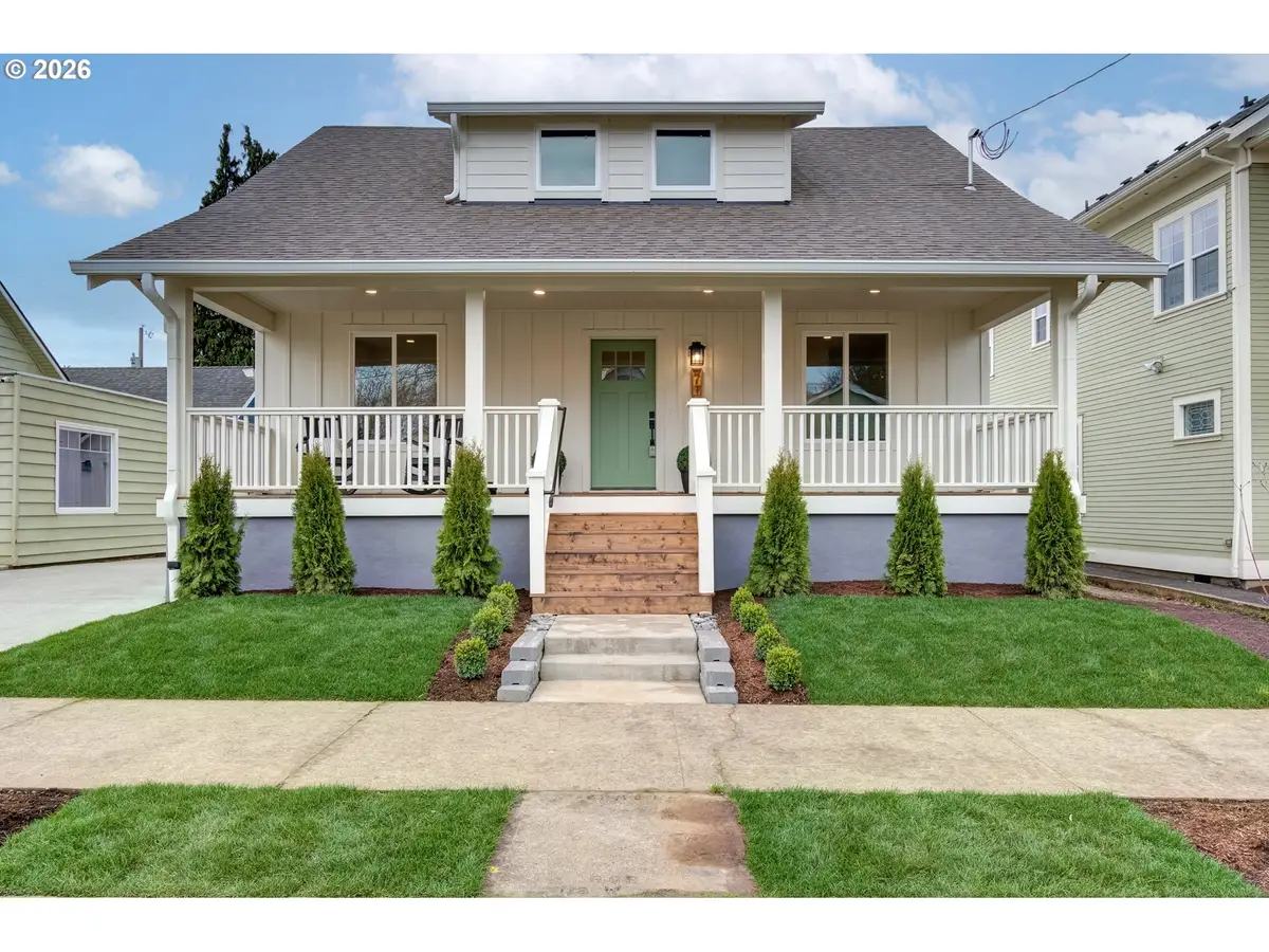 718 W 19th St, Vancouver, WA 98660 - #1