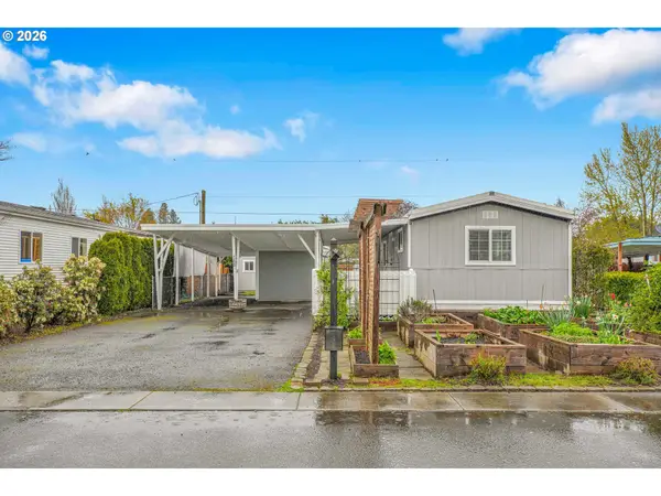 1220 NE Knowles Dr, Vancouver, WA 98685