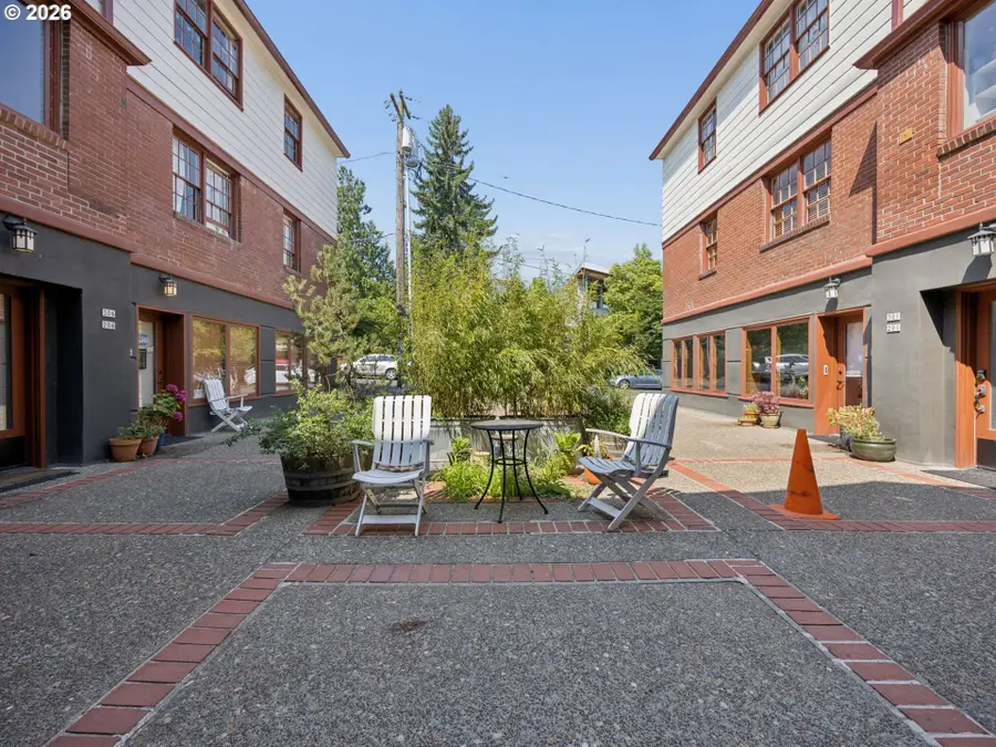 5400 NE 30th Ave #102, Portland, OR 97211 - #3