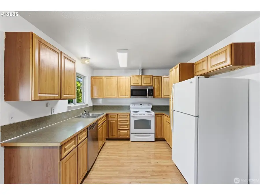 4759 Windemere St, Longview, WA 98632 - Image #3