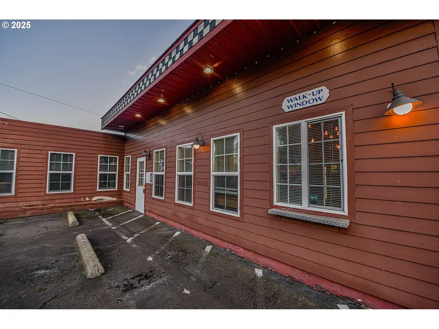 49215 Highway 30, Westport, OR 97016 - Image #2