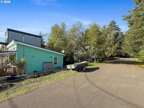 Ocean St, RockawayBeach, OR 97136