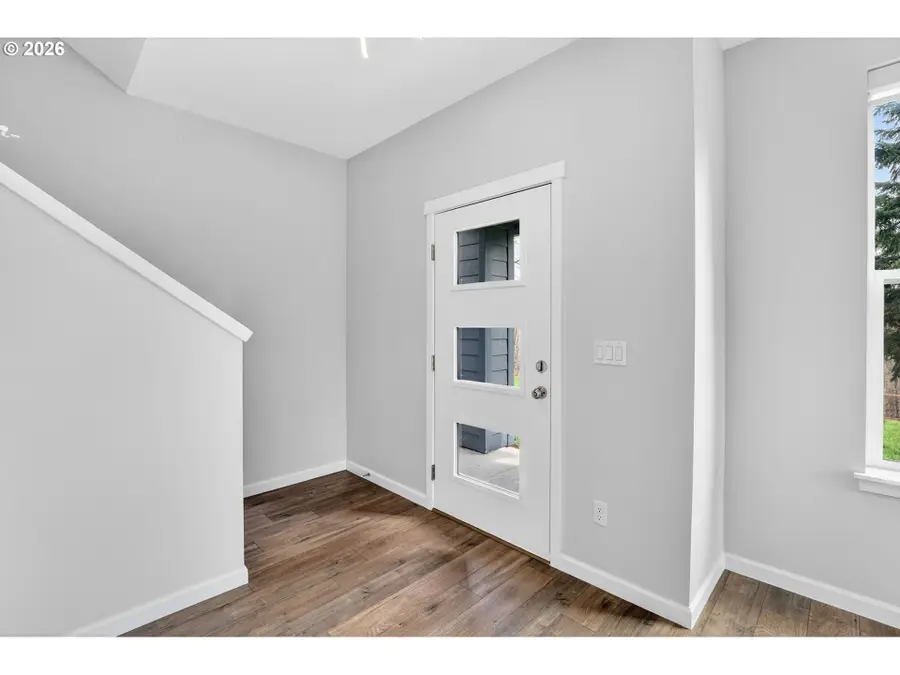 717 NE 382nd St, La Center, WA 98629 - #3