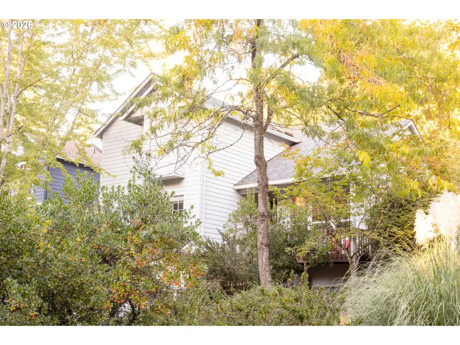 9436 SW Wood Pkwy, Portland, OR 97219 - #2