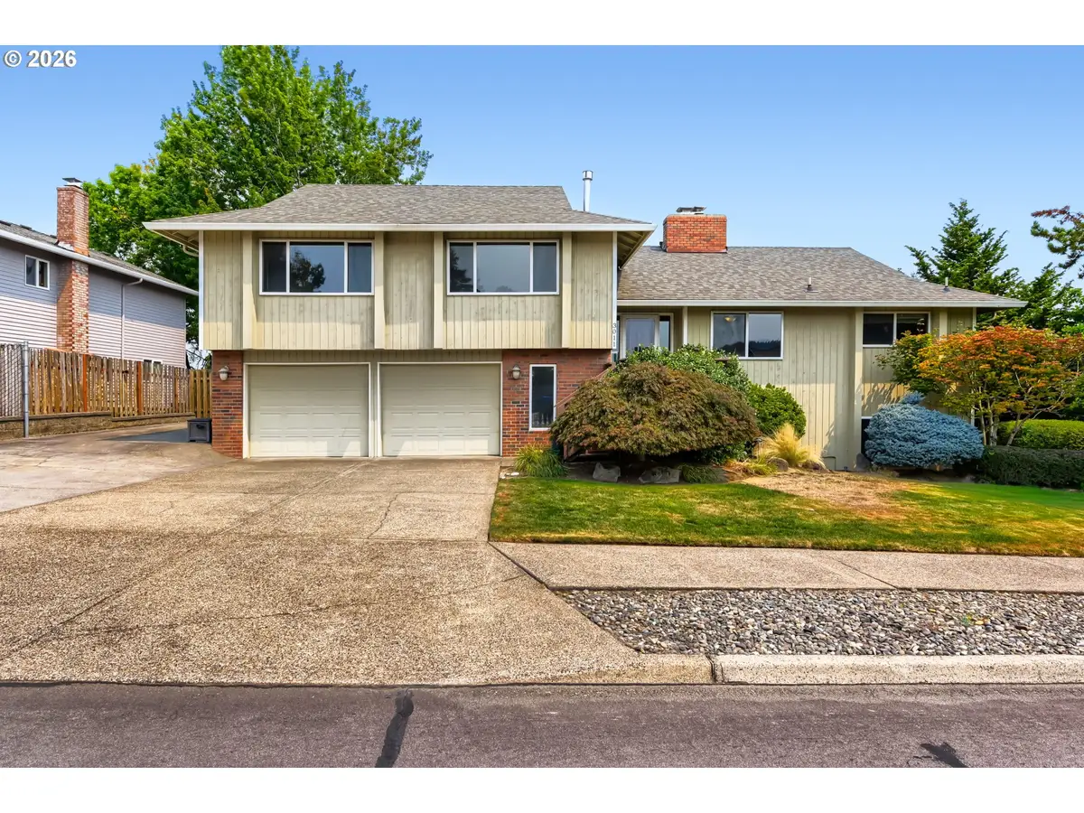 3011 SW Willow Pkwy, Gresham, OR 97080 - #1