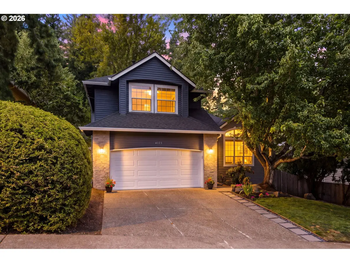 4123 SW Comus St, Portland, OR 97219 - #1