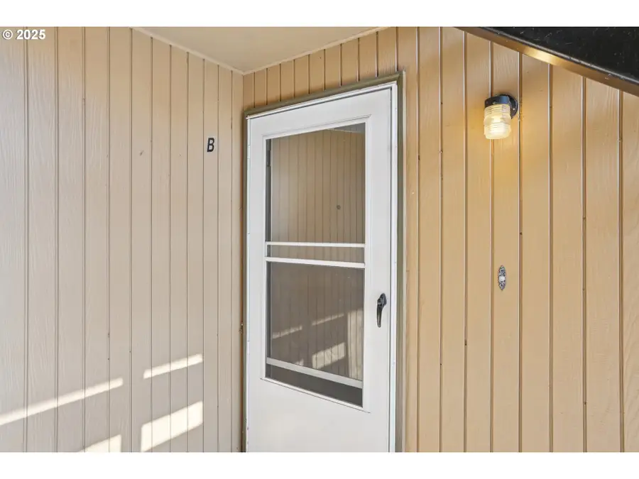 1269 NE Grant St #B, Hillsboro, OR 97124 - Image #3