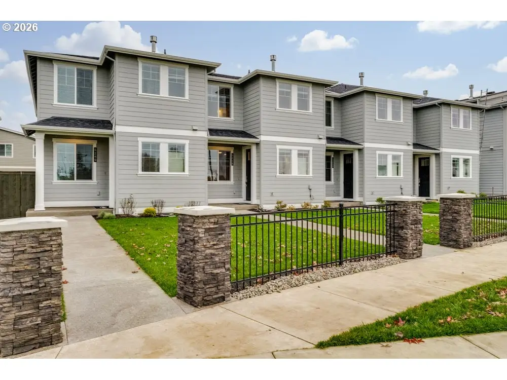 4248 SE Century Blvd, Hillsboro, OR 97123 - #1